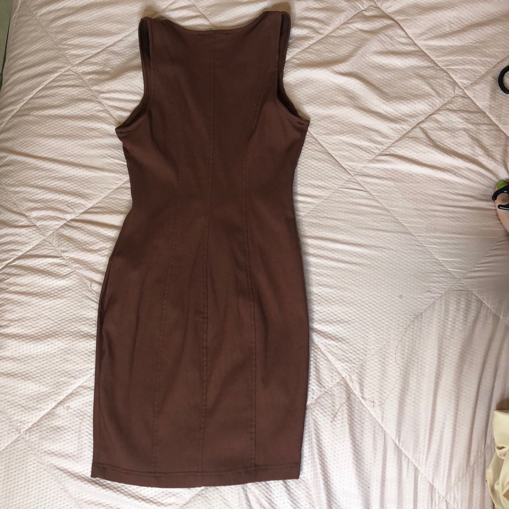 Dress - Picture 2 of 2